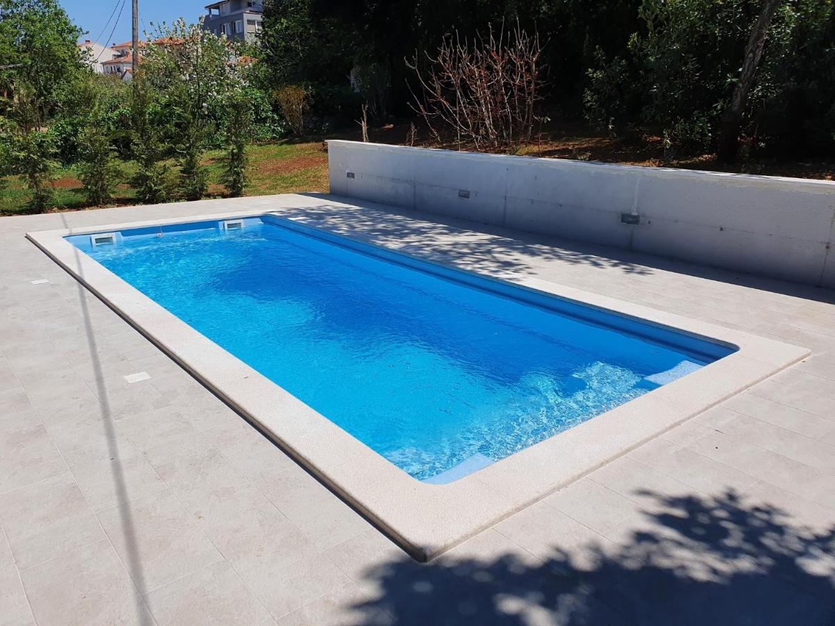 Ida Villa Pula Bagian luar foto