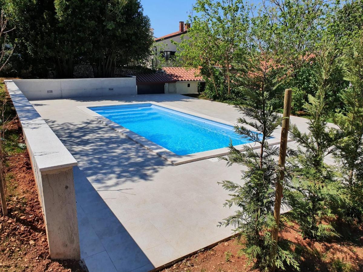 Ida Villa Pula Bagian luar foto