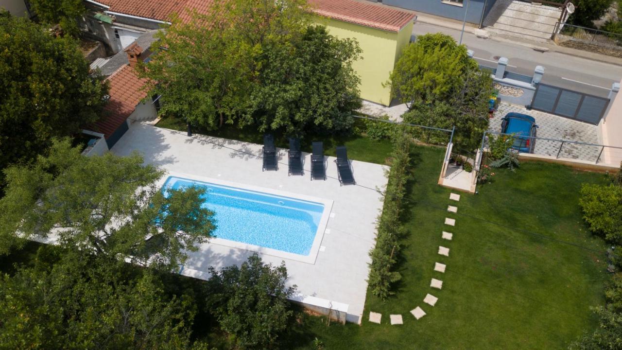Ida Villa Pula Bagian luar foto