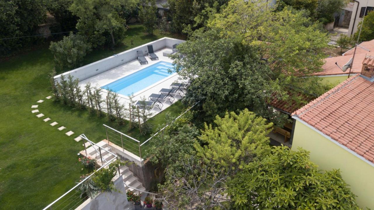 Ida Villa Pula Bagian luar foto